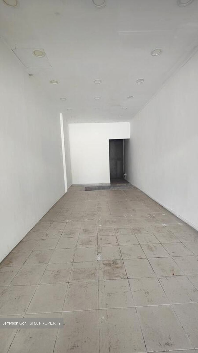 Ang Mo Kio Avenue 8 (D20), Shop House #567606651